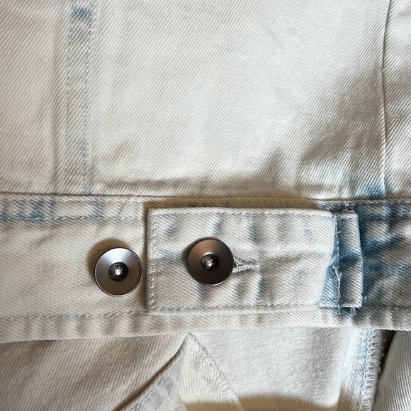 Men’s Vintage White Wash Jean Jacket - Picture 10 of 10